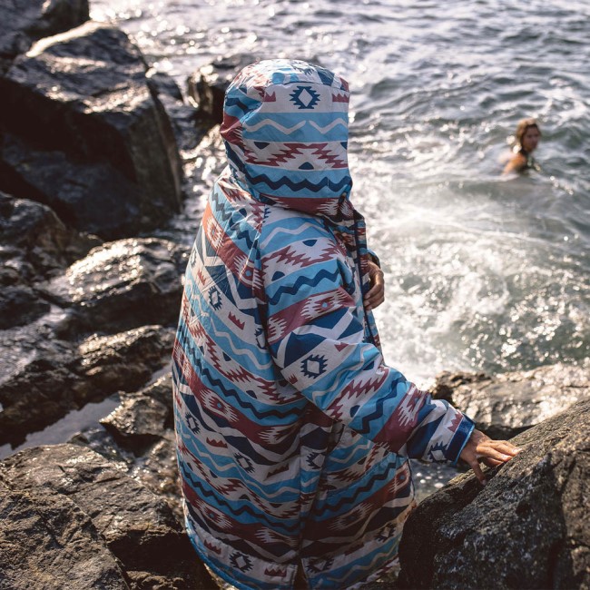 Exclusive Passenger's Roaming Recycled Sherpa Lined Changing Robe Multi Geo Stripe Coral