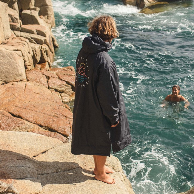 Exclusive Passenger's Escapism Recycled Towel Lined Changing Robe Black