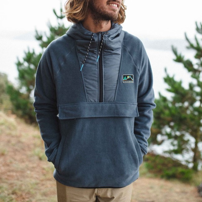 Passenger Exclusive Woodland Hooded 1/2 Zip Recycled Polar Fleece Turbulence Grey