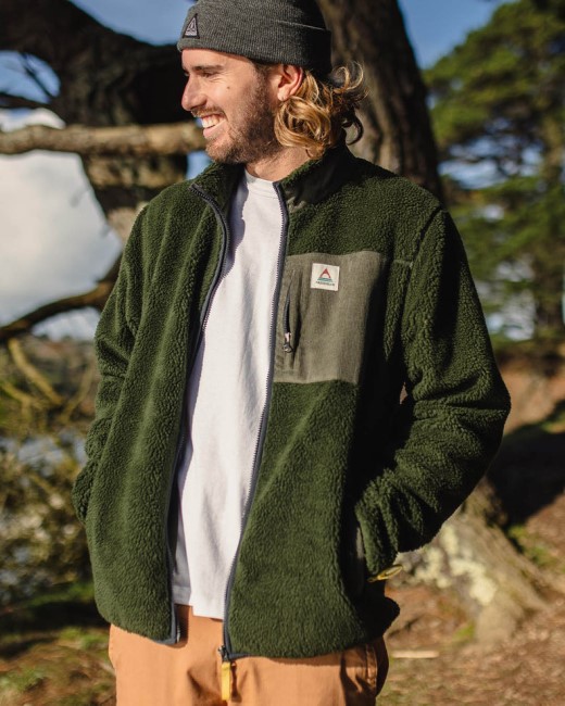 Passenger Exclusive Trekker Recycled Deep-Pile Sherpa Fleece Fir Tree