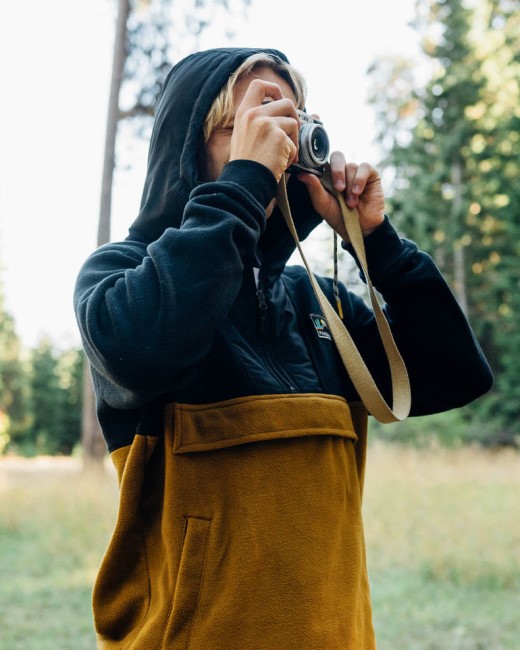 Passenger Exclusive Woodland Hooded 1/2 Zip Recycled Polar Fleece Black/Golden Brown