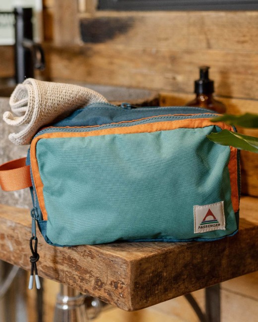 Passenger Exclusive Travel Recycled Wash Kit Multi Colour