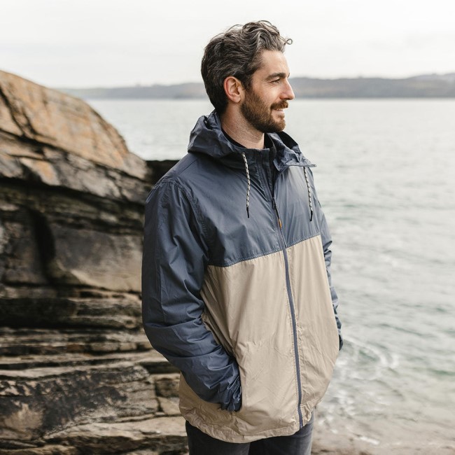 Exclusive Passenger's Umnak Recycled Anorak Turbulence Grey