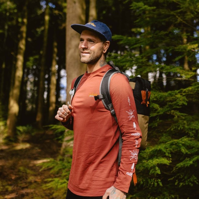 Passenger Exclusive Osc Recycled Cotton Ls T-Shirt Russet