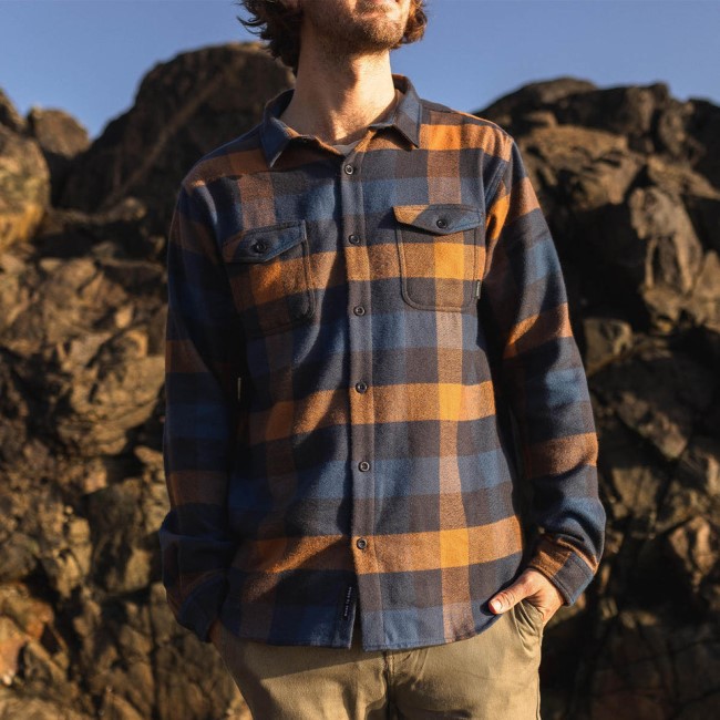 Passenger Exclusive Stove Brushed Cotton Overshirt Navy/Blue/Rubber