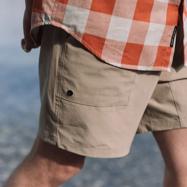 Passenger Exclusive Adventure All Purpose Short Chinchilla Brown