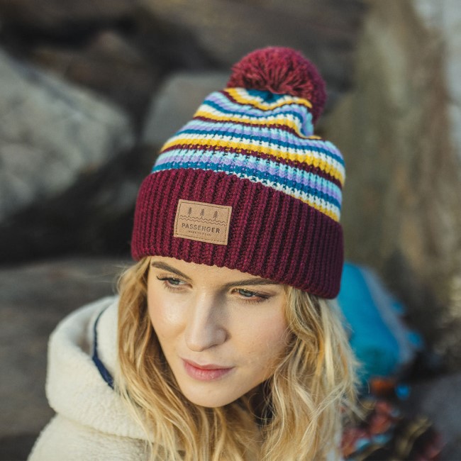 Passenger Exclusive Summit Bobble Hat Purple Mountain