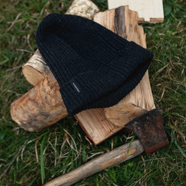 Exclusive Passenger's Compass Beanie Faded Black