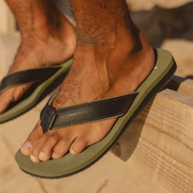 Passenger Exclusive Laguna Flip Flops Laurel Green