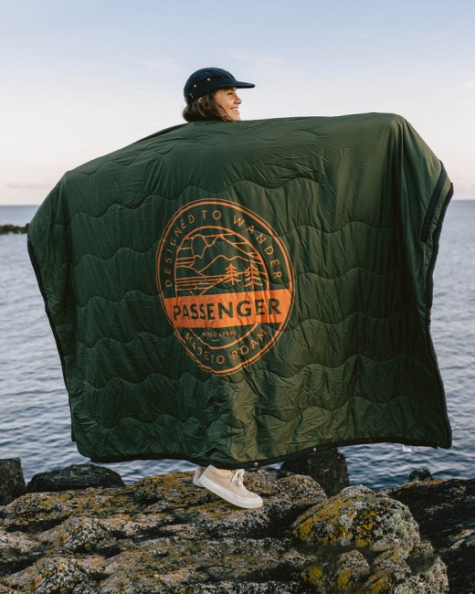 Passenger Exclusive Nomadic Recycled Sherpa Blanket Khaki