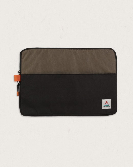 Passenger Exclusive On-The-Go Recycled Laptop Sleeve Black/Khaki