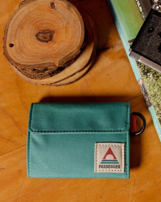 Passenger Exclusive Pocket Recycled Wallet Viridian Green