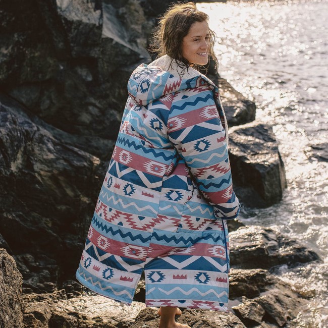 Passenger Exclusive Roaming Recycled Sherpa Lined Changing Robe Multi Geo Stripe Coral