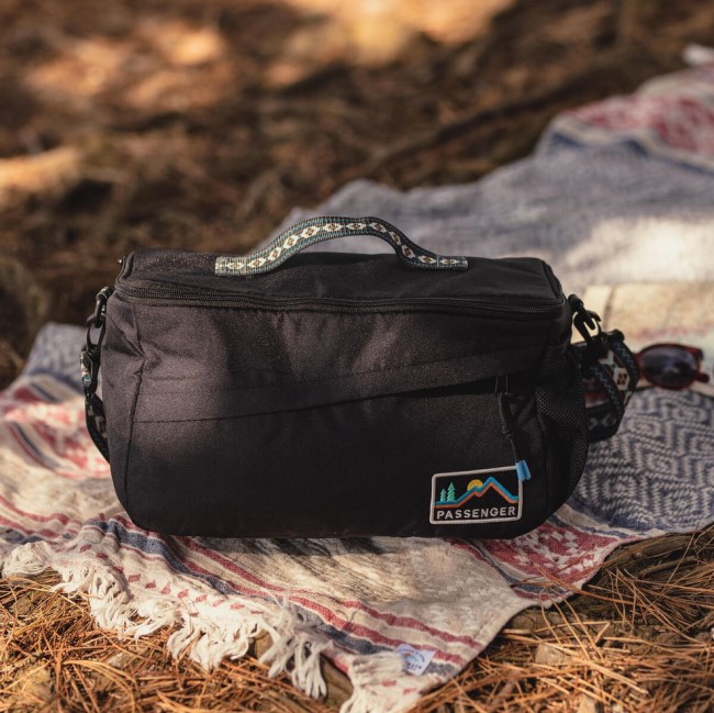 Passenger Exclusive 8-Pack Recycled Cooler Bag Black