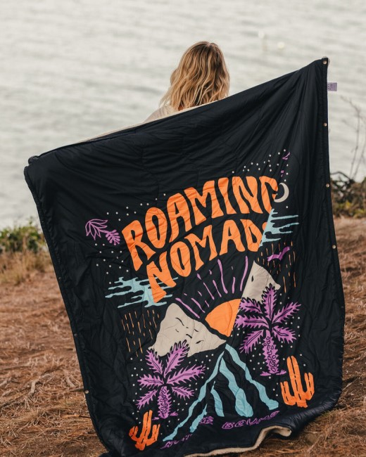 Passenger Exclusive Nomadic Recycled Sherpa Blanket Roaming Print Black